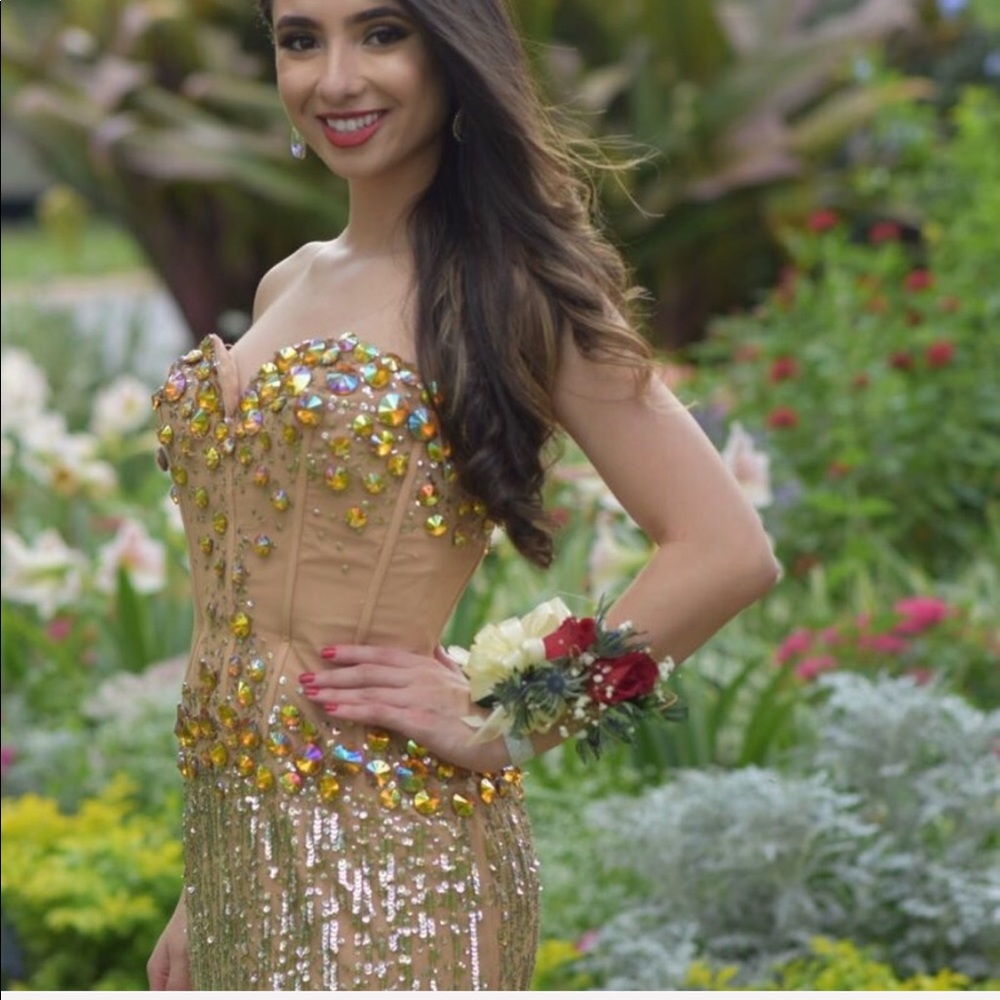 Sherri hill gold dress